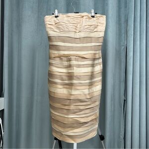 Elegant Strapless Silk Beige Dress with a Bow - Size L